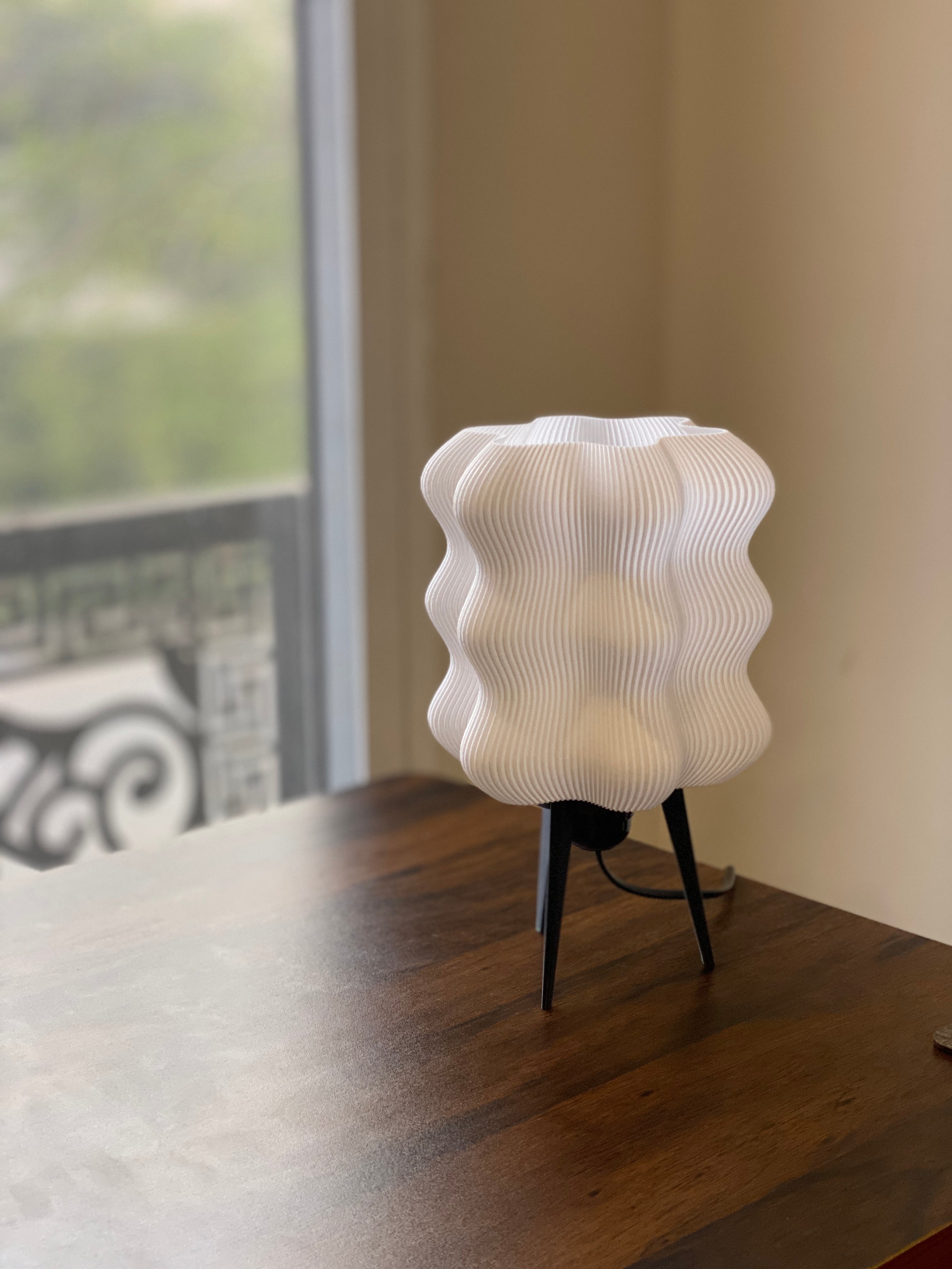 WAVY LAMP