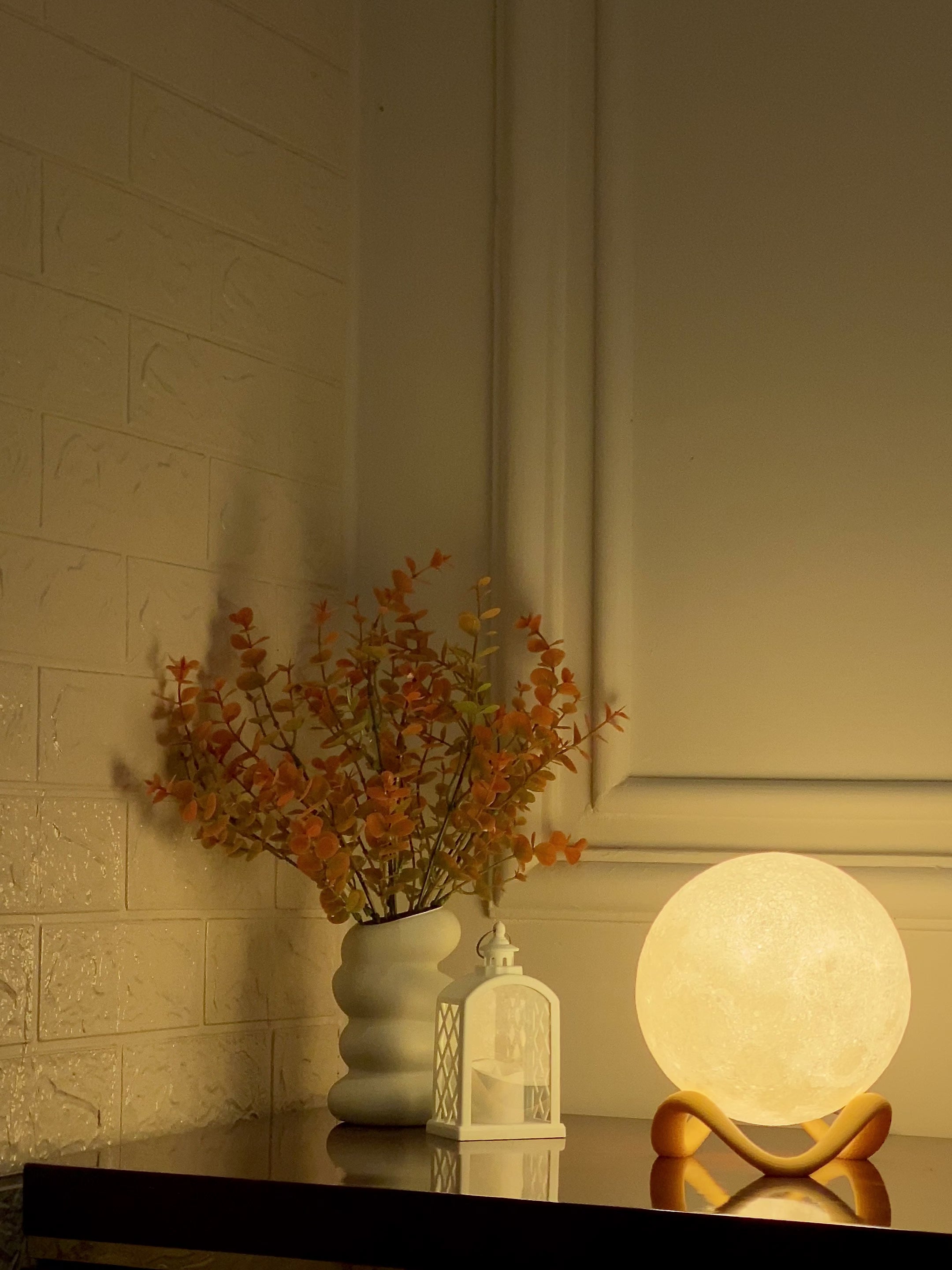 LUNA LUXE - 🌕 Moon Lamp